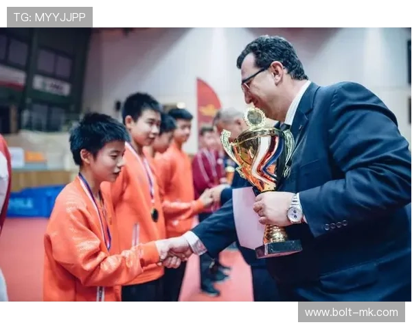 日本队后藤优介闪耀赛场，助力球队取得关键胜利