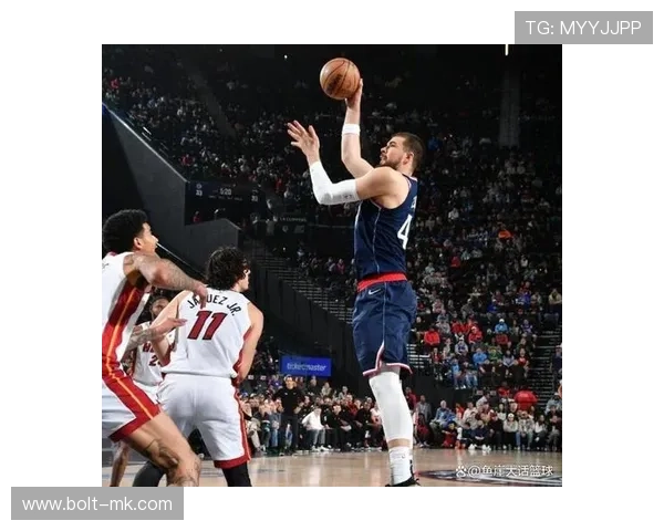 博格达诺维奇火力全开，活塞队迎来关键得分爆发