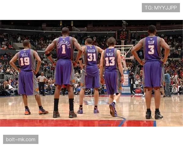 纳什NBA历史控卫地位再受瞩目，传奇生涯激励新一代球员