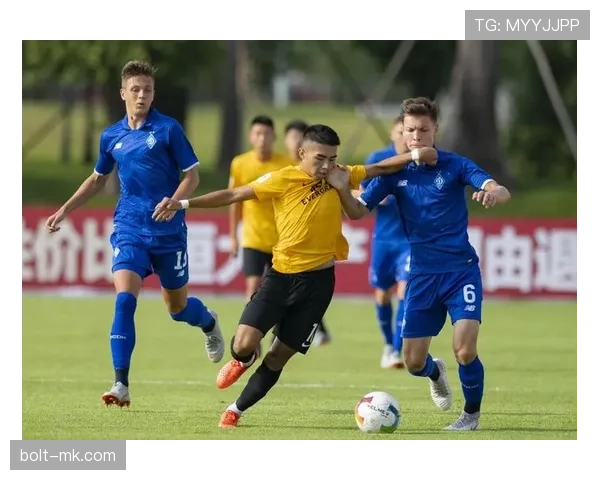 足球新援签约后表现稳健,竞争力持续提升 足球新援签约后表现稳健,竞争力持续提升