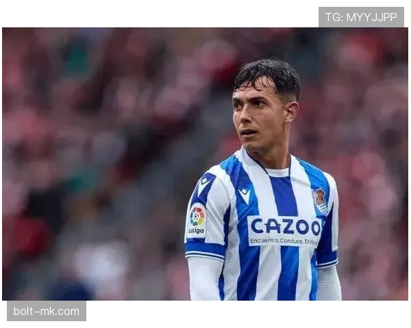 西甲祖比门迪中场